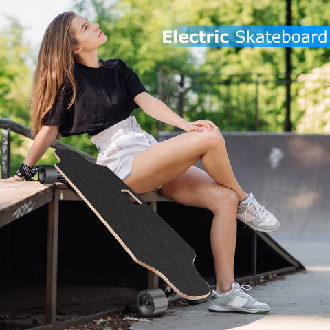 YUEBO Elektro-Skateboard mit kabelloser Fernbedienung, 3 Geschwindigkeiten einstellbar, 8 Schichten Ahorn-Elektro-Longboard, 350 W E-Skateboard, Geschenke für Erwachsene und Teenager, Schwarz 