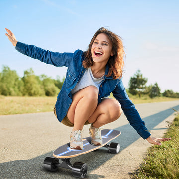 350W Electric Skateboards with Remote, 12.4 mph Top Speed & 8 Miles Range, Swappable Battery, Electric Longboard for Adults ＆ Teens